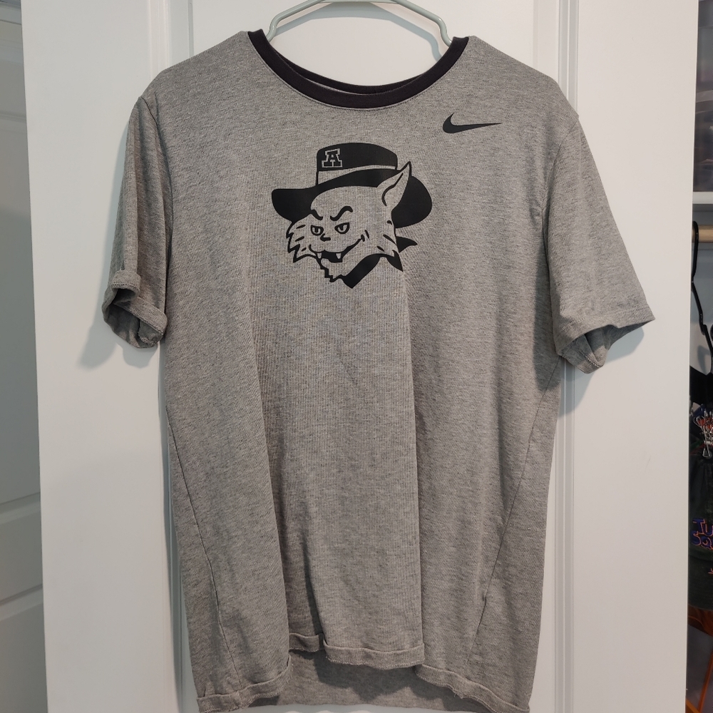 University of Arizona Wildcats Retro Nike Shirt